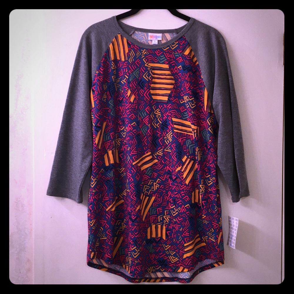 🆕 LuLaRoe Randy Baseball Tee